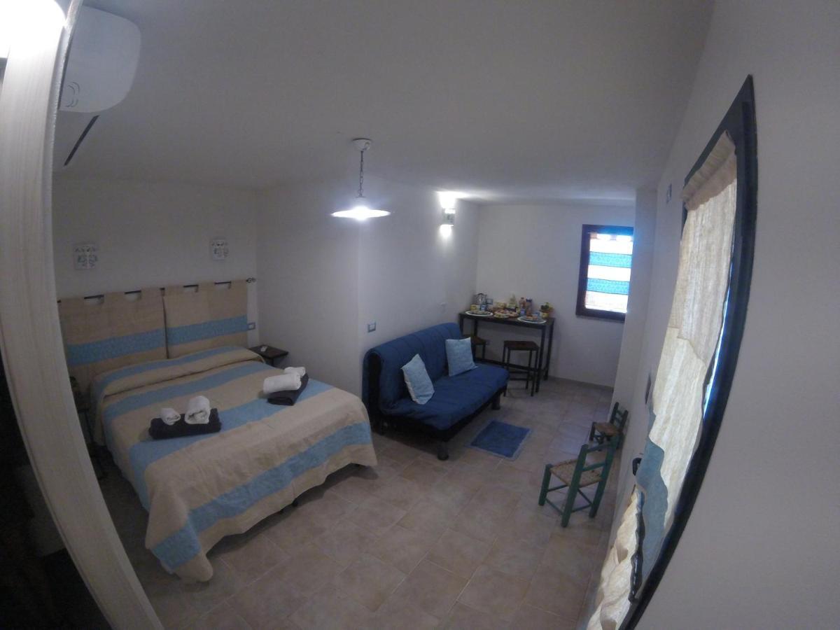 B&B Sa Pedra Longa อูรี ภายนอก รูปภาพ